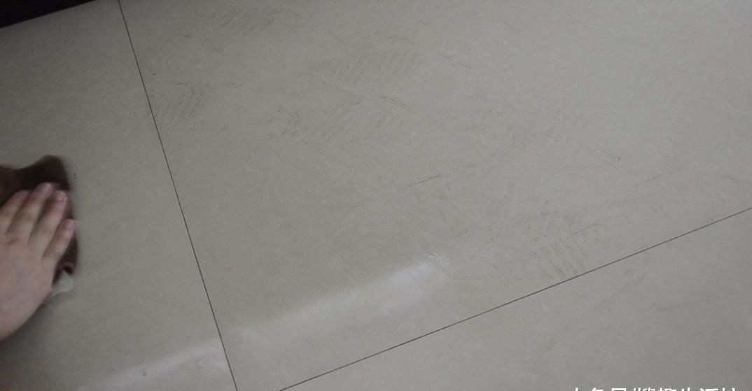 酒精和牙膏混合在一起, 没想到还有这3大妙用, 简直太实用了