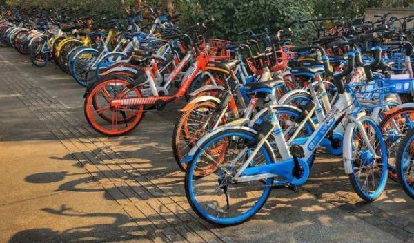 欠款|小黄车真的救不回来了吗欠款20亿后,退押金要等100年