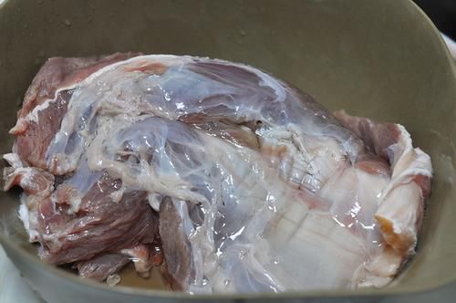 新年的餐桌上不能少了它，提前做好冻起来，吃时一切一蒸就好了