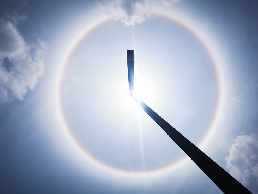 太阳“晕圈” 云南多地出现日晕景观（组图）