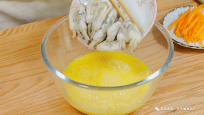 煎蛋|夏天营养流失快、没食欲,抓住这道菜!鲜上加鲜,嫩到夹不住