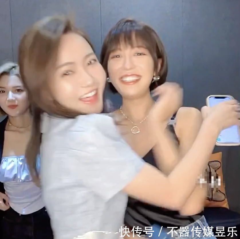 大雄|《心动的信号4》第六期“方陈式”要拆CP？马董橙子滑冰撒糖！