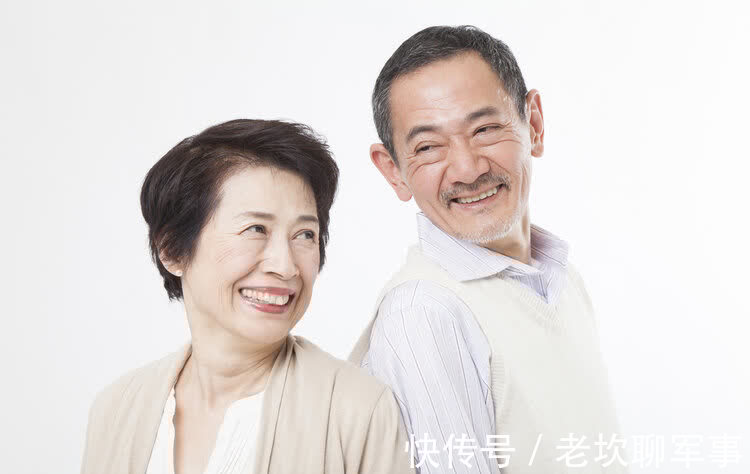 琳琳|别不把更年期当回事!3个危害出现说明你真的老了,这样安稳度过