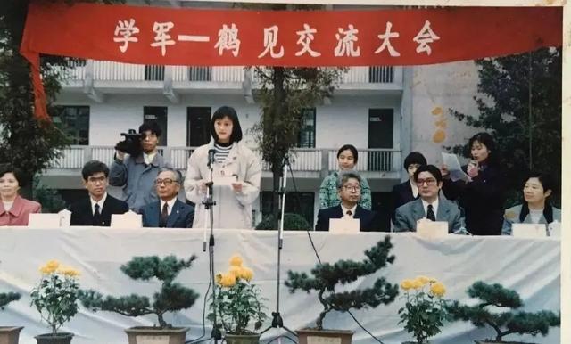 離婚|黃瀾被父逼成女強(qiáng)人,生二胎后離婚,搭檔孟非主持相親節(jié)目惹爭議