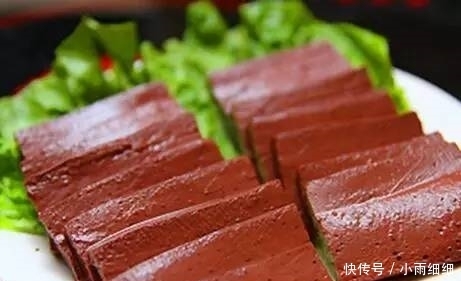 润肠通便补血解毒快手家常菜,韭菜炒鸭血,简单省事但健康不打折