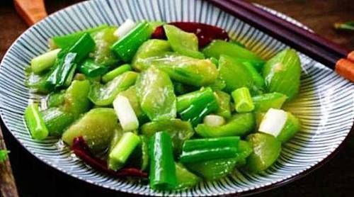 皮肤|女性想要皮肤好,离不开以下食物,可改善气血,燃烧脂肪