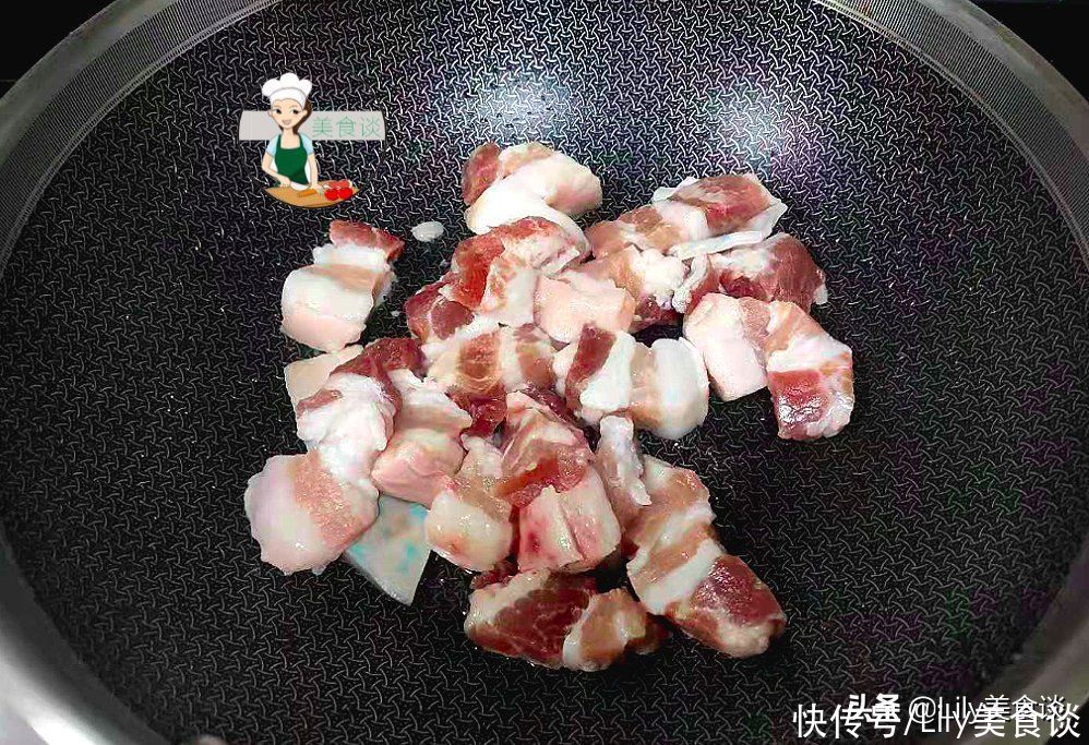 豇豆|夏天这蔬菜多买点，晒干囤起来，泡一泡，切段焖五花肉，越嚼越香