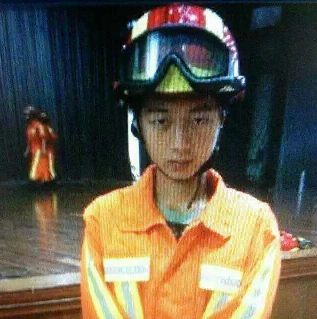 20岁消防员不幸牺牲，42岁英雄妈妈尝试5次试管，4年后终迎来一女（第一试管网）