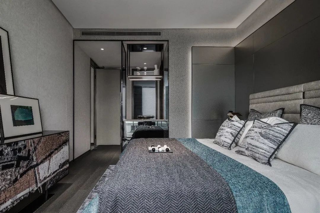 优雅|550㎡现代风别墅,高级灰与水墨色,低调档次的效果很独特