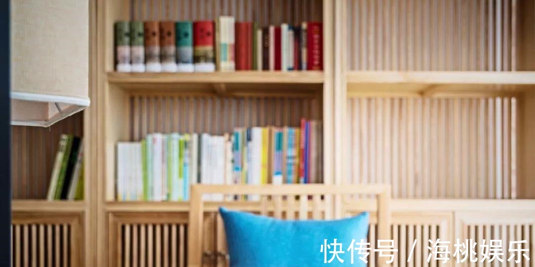 书房|135平四居室,原木中式风格,文化石电视墙,又增添了些野性美