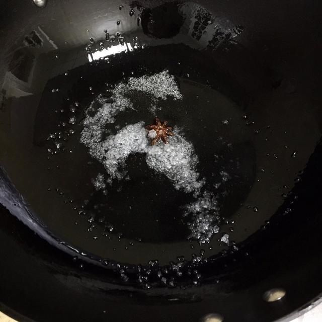  大虾除了煮着吃，还有一道经典做法，春节家宴露一手，全家都爱