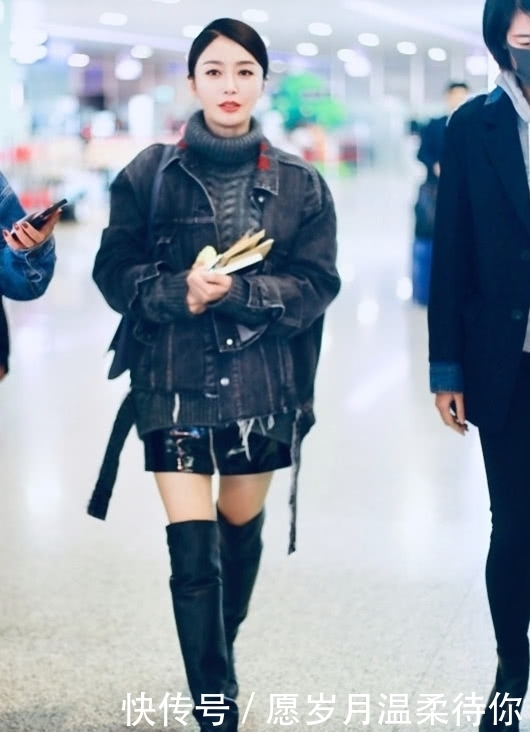 遇上黑色|谁说大冷天不能穿短裙?配一双长靴,冬季也要任性扮靓