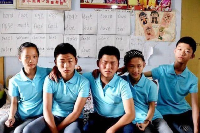 年轻人|国内首例“5胞胎”成年!时隔18年,曾经的喜悦终究输给了现实