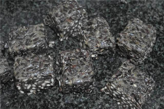 自从知道红豆还能如此做，我家一年四季没断过，绵糯清爽，特香！