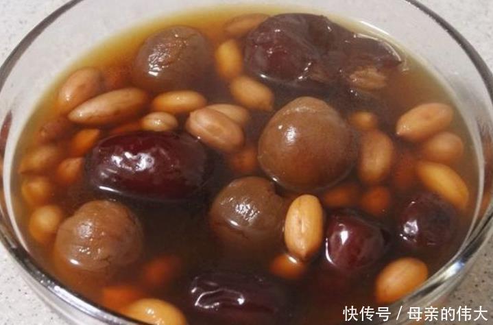 花生與“此物”一起泡，每周喝3次祛濕氣，讓你清清爽爽的！