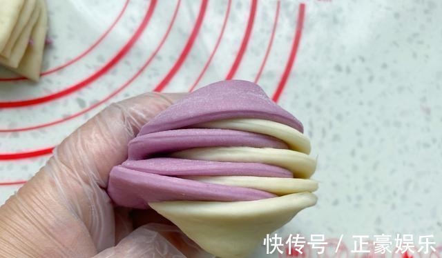 夏天蒸馒头就用这方法，半小时就上桌，蓬松柔软奶香味十足