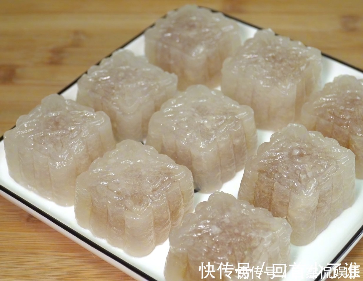 这才是冬瓜最好吃做法,不炒菜不炖汤,晶莹剔透,筋道好吃有嚼劲