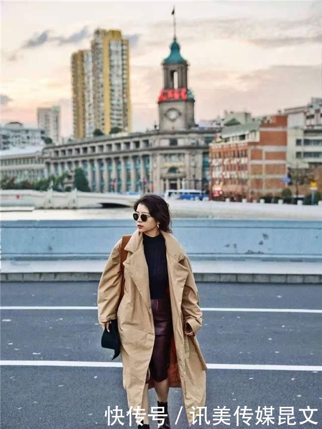 气质|秋冬穿羽绒服,别老是穿黑色了,试试这几种减龄色,时髦还显气质