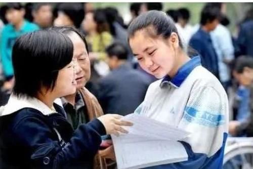 学生|新高考选科，这种组合最有利于考上好大学！但这类学生选择会吃亏