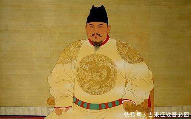 功臣|皇帝对功臣说：你儿剑法不错，功臣把儿子首级砍下，扔皇帝面前