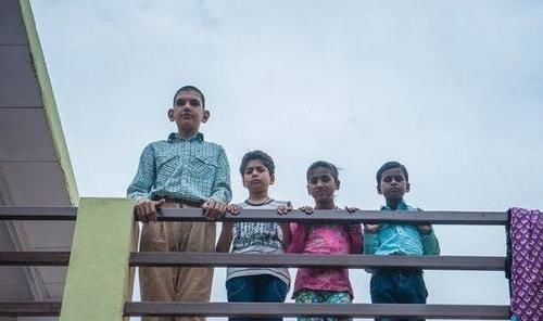 身高|8岁男孩身高198米，刚出生便打破两项纪录，希望继续长高