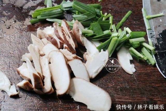 儿子|晒晒我家早餐,不必早起,做法简单5分钟,儿子连吃2大盘