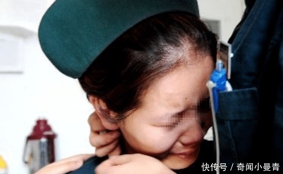 衣服|聋哑孕妇宫开八指，拉着门不进产房，撩起衣服后，医生热泪盈眶