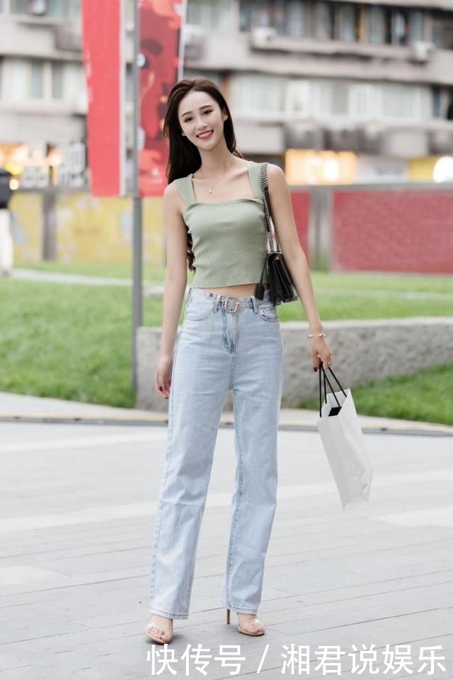 凉鞋出街轻便又前卫,足以体现时髦精本精了