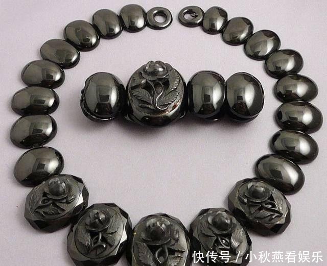 珠宝首饰中的“死亡产业”:哀悼珠宝