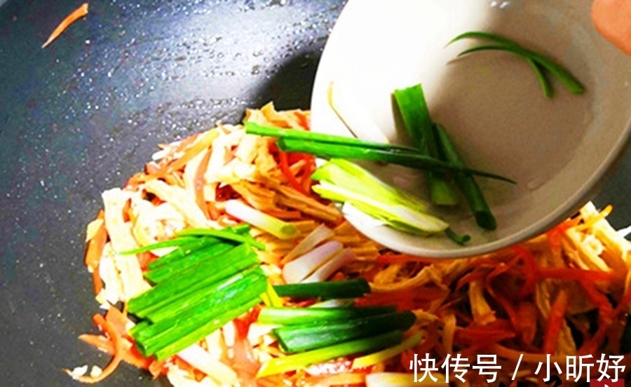个子|2分钟出锅的快手菜,常给孩子吃,保护视力,个子长得快!