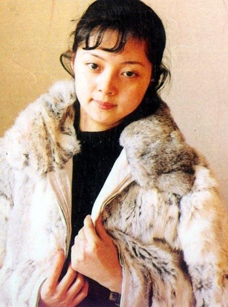 |陈晓旭担心张莉的婚姻，张莉却给她说笑话，宝姐姐总是报喜不报忧