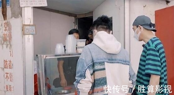 脑回路清奇的大湾区,陈小春买个早餐就想收购店,幸得张智霖清醒