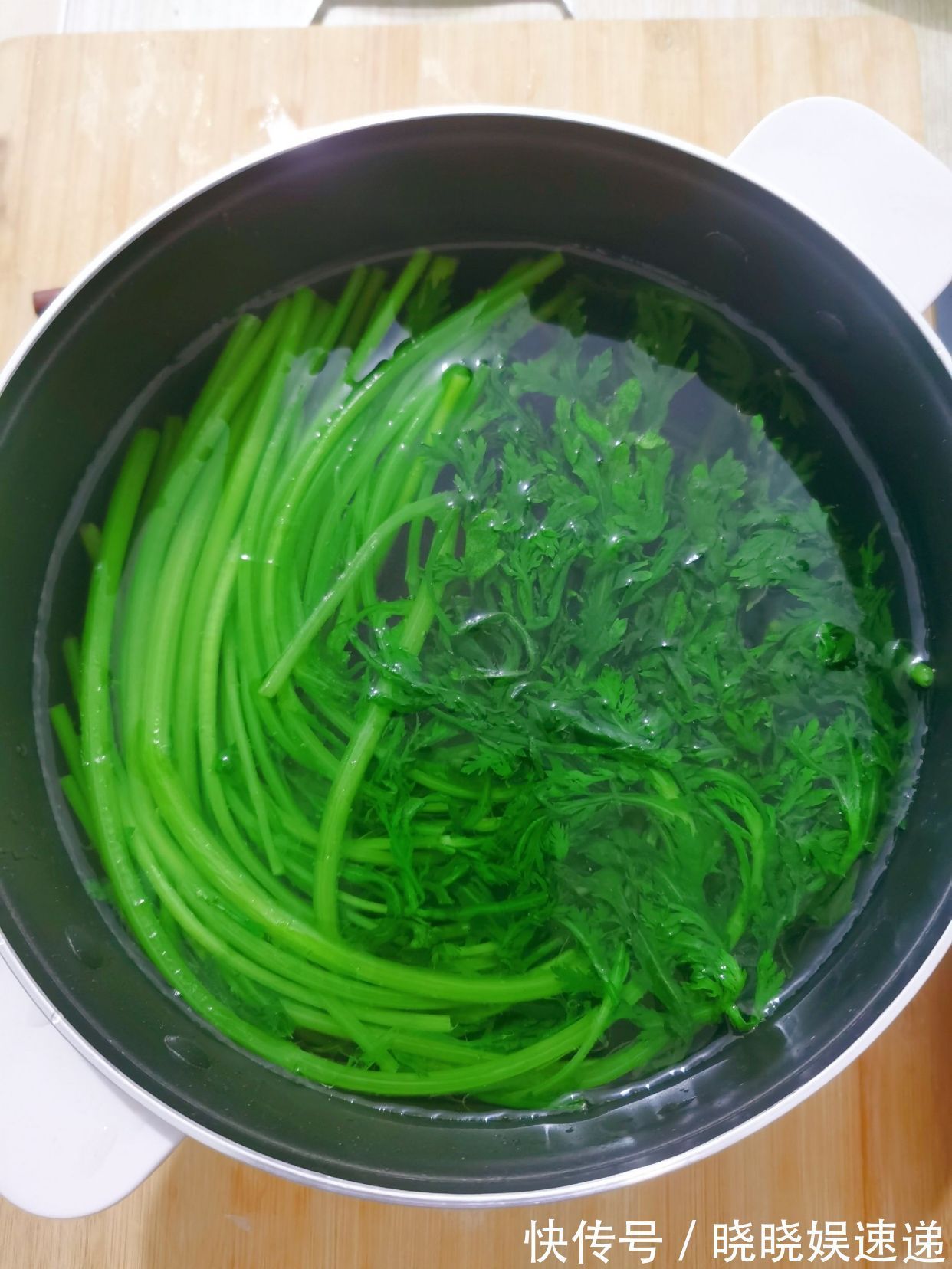 这道菜|入睡难,睡眠浅,隔天吃一次此菜,清心安神,一觉睡到大天亮!