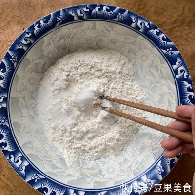 #2021亲子烘焙组——“焙”感幸福#手揉炼乳面包