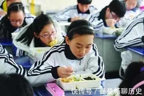 妈妈|女儿11岁身高1米4,多亏妈妈坚持做3件事,让她3年长高20cm