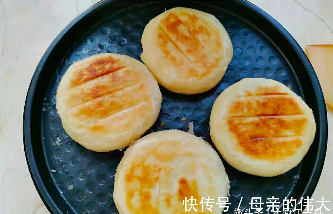 发面|早餐不用出去买了,教你在家做酥皮小糖饼,不用发面,简单又省事