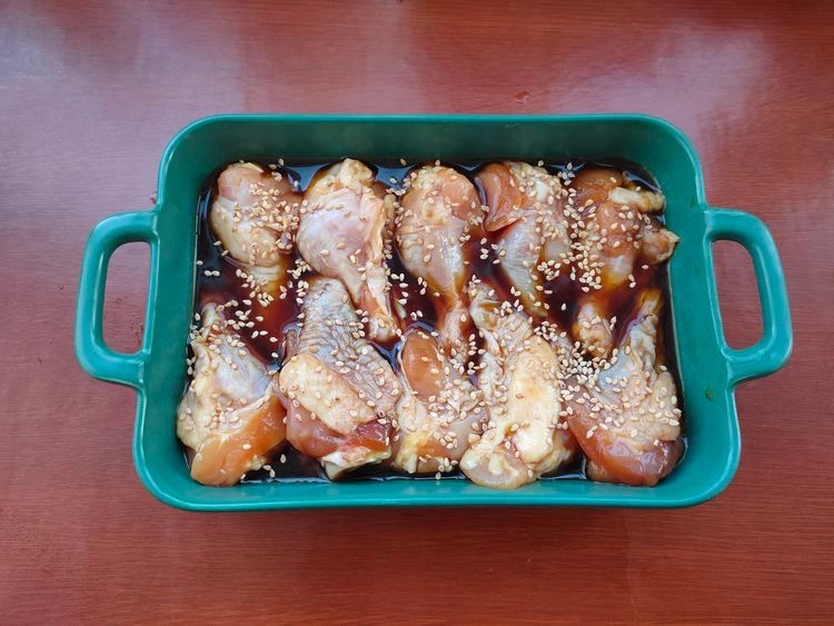 自制照烧鸡翅根，方法简单，满满的日式风味，孩子很喜欢吃