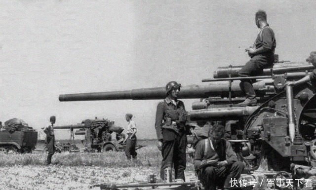 中型|黑豹出没请注意，二战中最优秀的中型坦克，强大的黑豹中型坦克