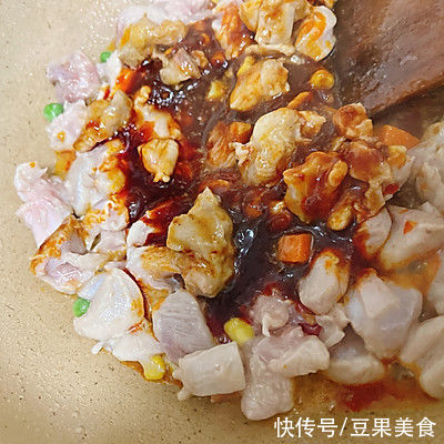 鸡腿肉|这道宫爆鸡丁一上桌，全家都爱吃