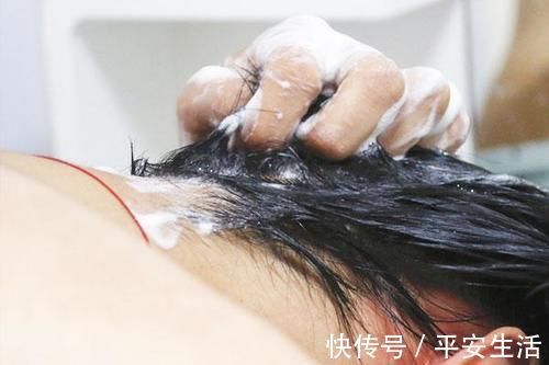 现象|着急出门,可头发油塌塌,怎么办?教你一招,轻松出门做女神!