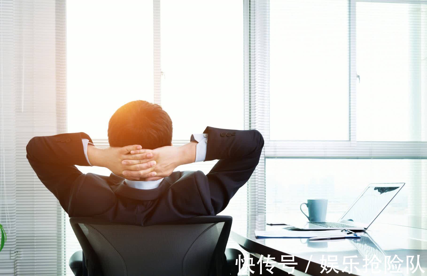 偏头痛|一直被偏头疼折磨?其实,颈椎出问题了!双手做1个动作缓解