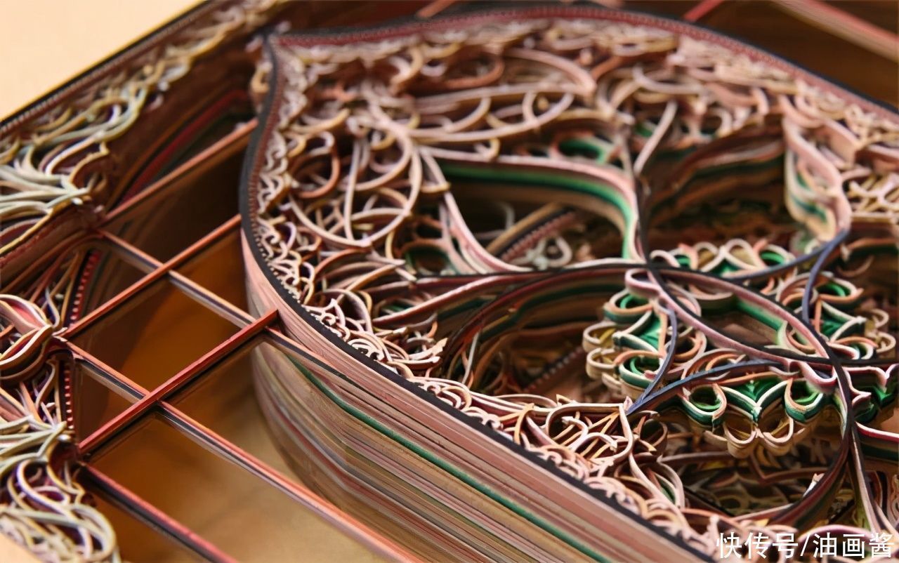 埃里克·斯坦德利&他用时6个月,耗费200张纸,就为制作一个纸雕作品