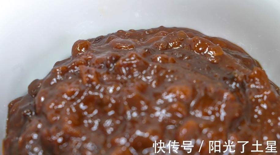 酱香饼|10分钟做锅万能酱,适合各种饼类、海鲜、烧烤、比老干妈好吃多了!