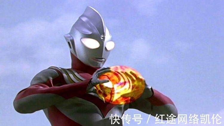 石像|奥特曼 为什么迪迦实力变弱了?有个细节说明他已经失去生命!