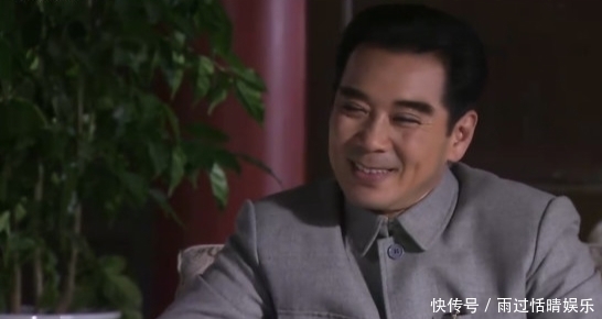 中排|他在开国元帅中排第6，本来有人提异议，是周恩来坚持才得以授元帅！