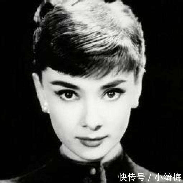 本以为赫本颜值高,殊不知是专门设计的妆容,化妆前后判若两人