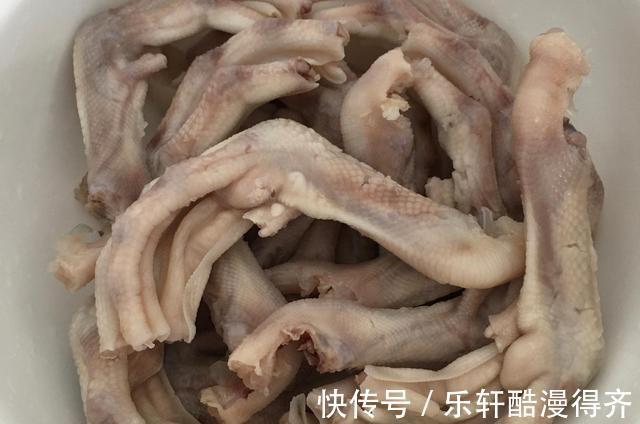 失误|泡椒鸭爪零失误做法分享 酸辣脆爽舌尖上的美味