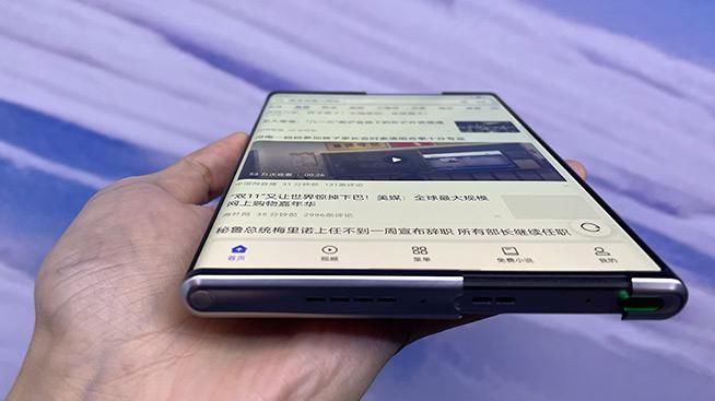 折叠|卷轴屏优于折叠屏？OPPO X 2021概念机探秘：使用寿命10万+