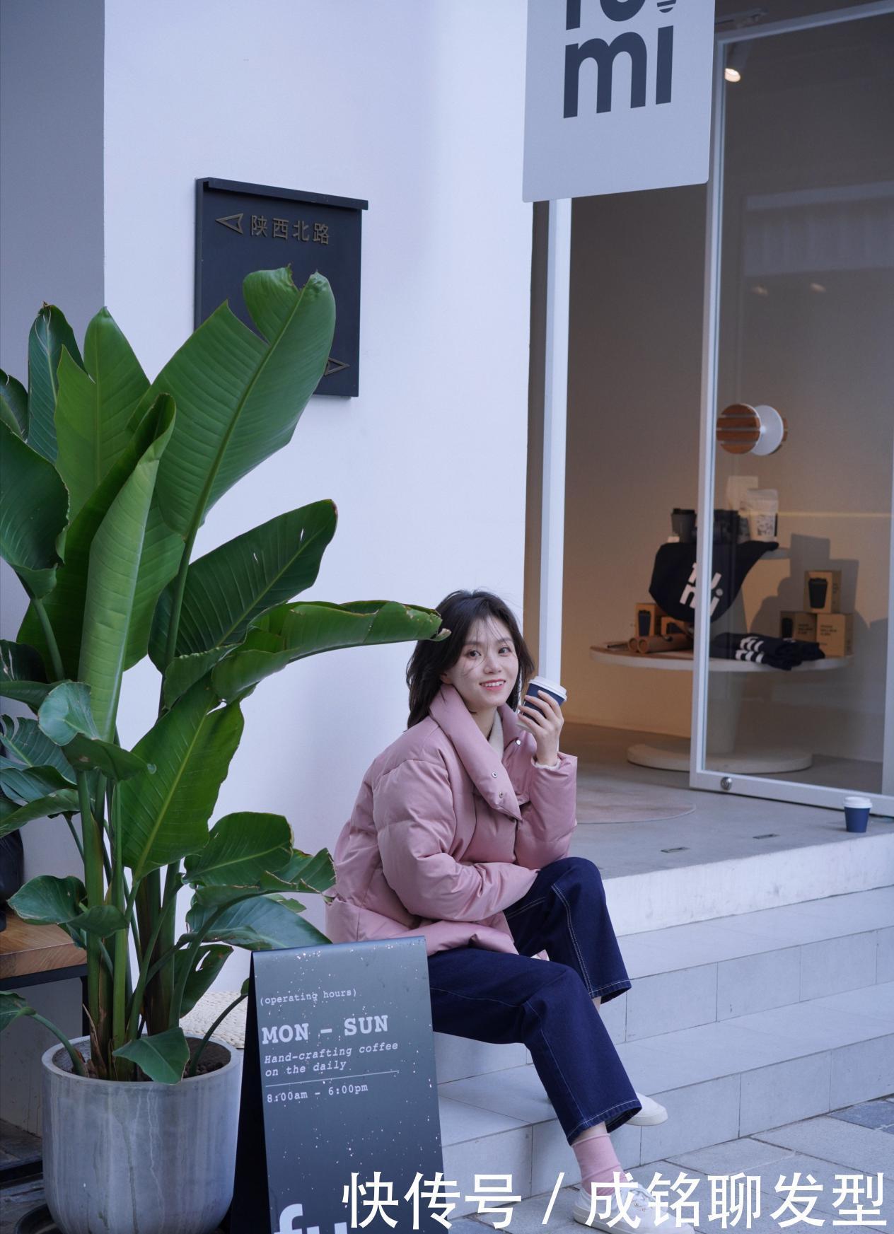 羽绒服才是冬天最保暖的单品,分享四款“高级色”,时尚又暖和