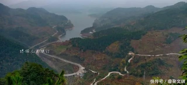 贵州梵净山和浙江雪窦山争夺第五大佛教名山，游客用脚来投票